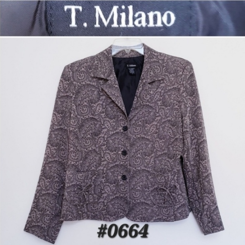 💟🤍T. Milano gray paisley print blazer Sz14